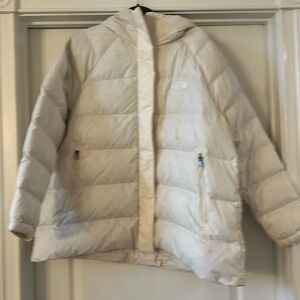 North face Women’s Aconcagua 3 Hoodie- Excllent condition - worn 3 times.